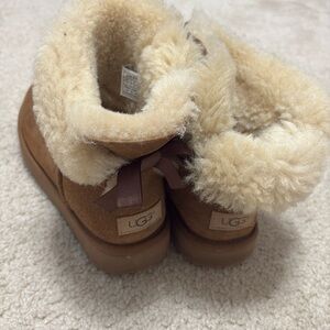 Bailey Bow Ugg Mini Boots